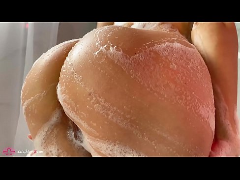 ❤️ Brunette වයිබ්රේටරය සමඟින් පුසි ස්වයං වින්දනයේ යෙදී ස්නානය කිරීමේදී දැඩි ලෙස සුරාන්තයට පත් කරයි ️ ගුද අශ්ලීල si.hotpornphotos.ru ﹏